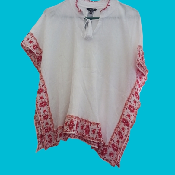 NYDJ Women's Square Cascade Popover, Optic White with Blaze EMB, M - Picture 1 of 5